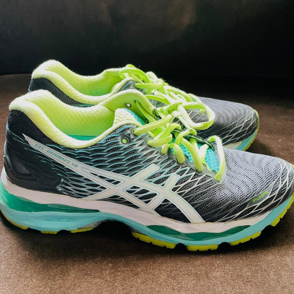 ASICS Gel Nimbus 18 Running Women's Shoe Size 7.5 US Green T650N Medium 39 EUR